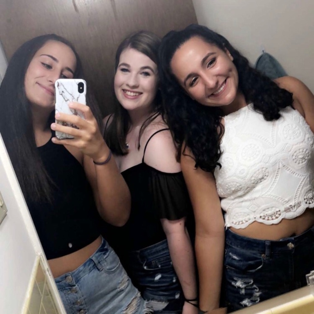 Meet your Posher, Kelsey